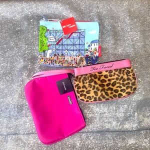 Travel beauty bags
